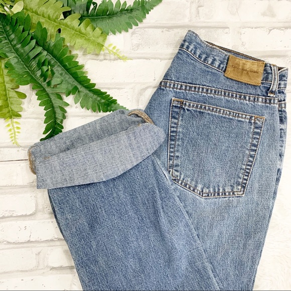 Calvin Klein Jeans Denim - Calvin Klein (VINTAGE) • High Waisted “Mom Jeans”